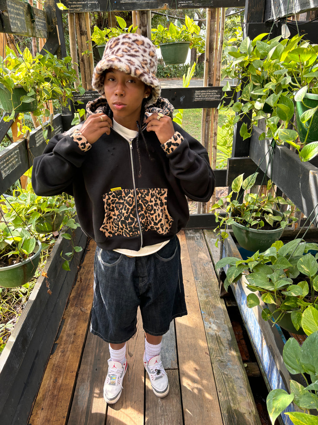 iCHEATAH UNi ZHOODIE