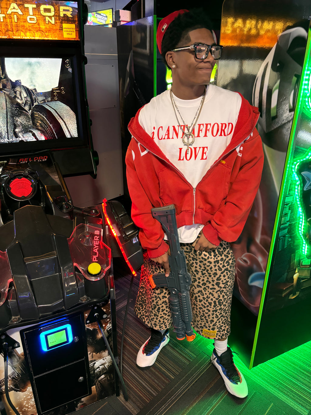 i CANT AFFORD LOVE - iWHITE Ts