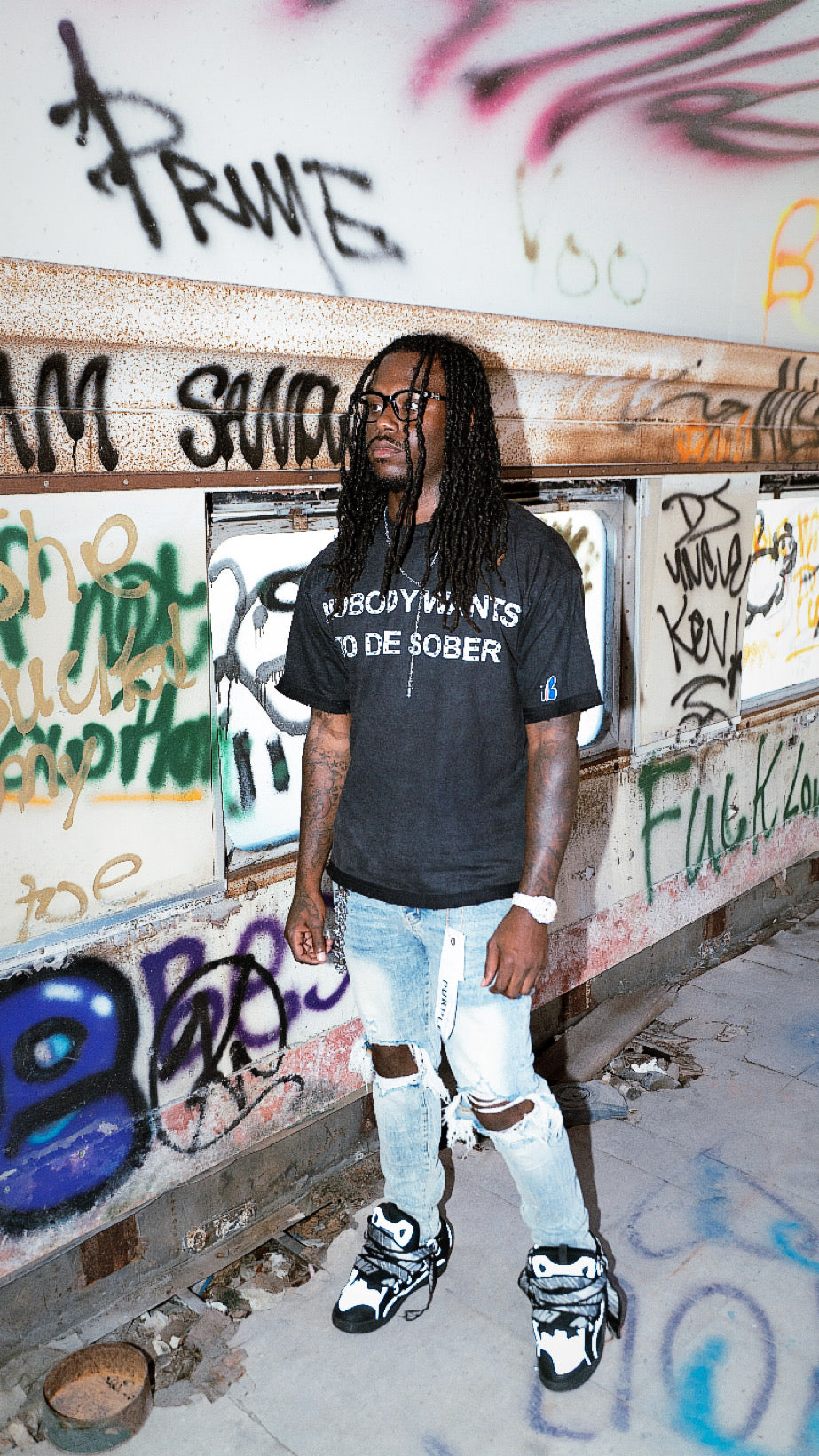BLACK STONED *DIESOBER* TSHIRT